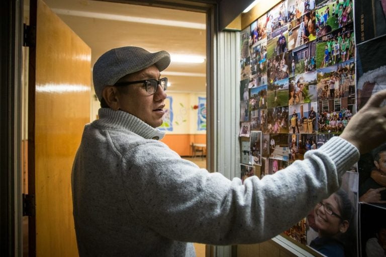 Rev. Adan Mairena left a church in Bryn Mawr to minister to people in poverty in Kensington (Erin Blewett/Philadelphia Inquirer)