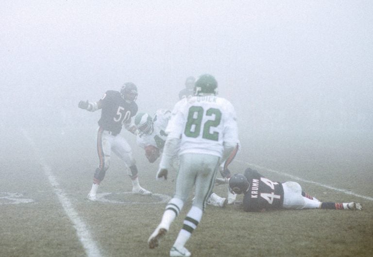 Philadelphia Eagles wide receiver Mike Quick (82) on the field in the thick fog during the NFC Divisional Playoff, a 20-12 loss to the Chicago Bears on Dec. 31, 1988, at Soldier Field in Chicago. 1988  (AP Photo/NFL Photos)