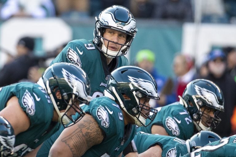 Eagles continue title defense with win over Redskins