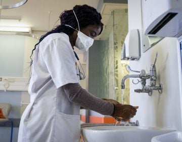 Currently students of color are underrepresented in medical schools, but their numbers are slowly growing. (Getty Images)