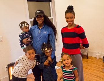 Ricci Rawls and her children, Patience, 12, Charlie, 7, Izzy, 5, Ava 4, and Faith, 1. (Kimberly Paynter/WHYY)