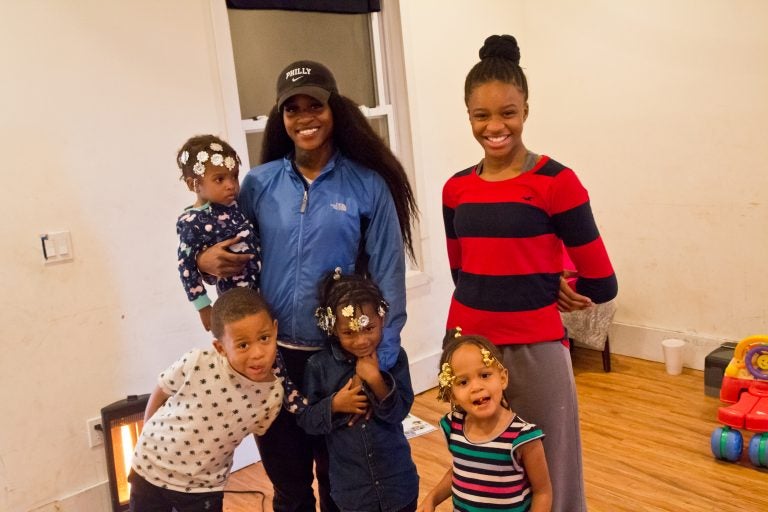 Ricci Rawls and her children, Patience, 12, Charlie, 7, Izzy, 5, Ava 4, and Faith, 1. (Kimberly Paynter/WHYY)