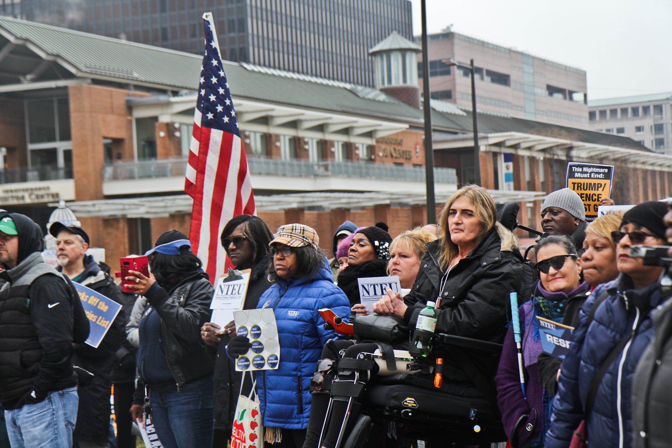 Furloughed federal workers protest shutdown near Liberty Bell - WHYY