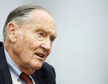 In this Tuesday, May 20, 2008, file photo, John Bogle, founder of The Vanguard Group, talks during an interview with The Associated Press in New York. Bogle has died at 89. (AP Photo/Mark Lennihan, File)