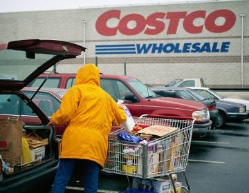 Costco Wholesale requires its food suppliers to undergo annual inspections and requires some produce suppliers to hold shipments until tests come back negative for disease-causing bacteria.
(Mark Peterson/Corbis via Getty Images)