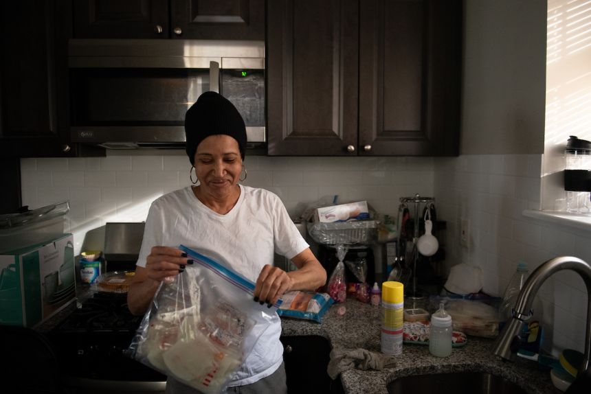 Staying connected: Moms who pump in prison - WHYY