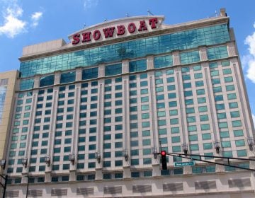 This June 8, 2016 photo shows the exterior of the Showboat hotel in Atlantic City, N.J. (Wayne Parry/AP Photo)