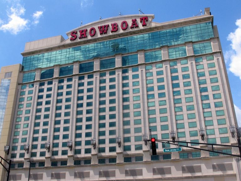 This June 8, 2016 photo shows the exterior of the Showboat hotel in Atlantic City, N.J. (Wayne Parry/AP Photo)