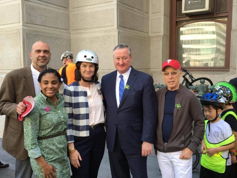 Mayor Jim Kenney and bicycle advocates in front of City Hall. (Bicycle Coalition of Greater Philadelphia/Facebook)