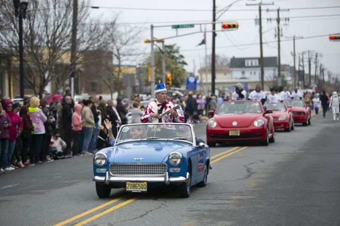 Ocean City's Doo Dah Parade is held annually to kick off the season. (Miguel Martinez for WHYY)