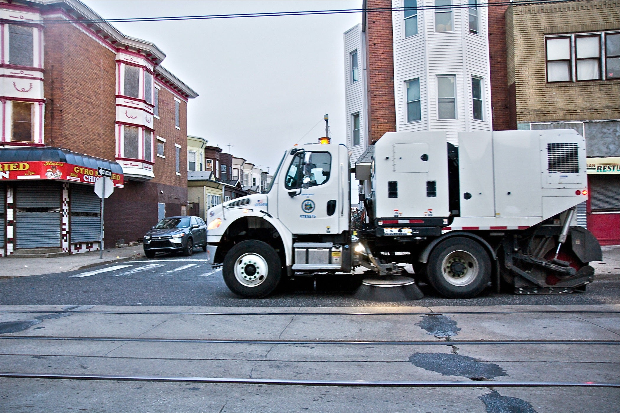 New Philly street sweeping pilot will require cars to move