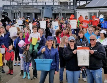 Volunteers at Sandy Hook for Clean Ocean Action's Spring Beach Sweep in April 2019. (Courtesy of Clean Ocean Action)