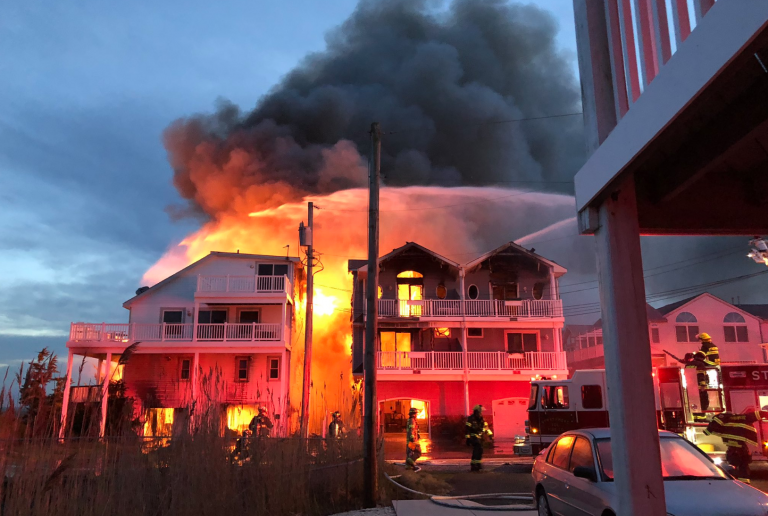 A fire broke out in Sea Isle City early Sunday morning. ‏(@JoeStarbux/Twitter)