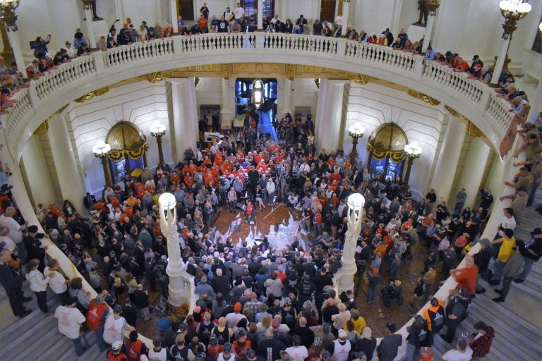 Hundreds of demonstrators gathered at a Second Amendment rally in the state Capitol on May 6, 2019. (Ed Mahon/PA Post)