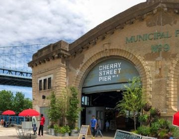 Municipal Pier No. 9 was transformed into the Cherry Street Pier by the DRWC in autumn 2018. (Danya Henninger/Billy Penn)
