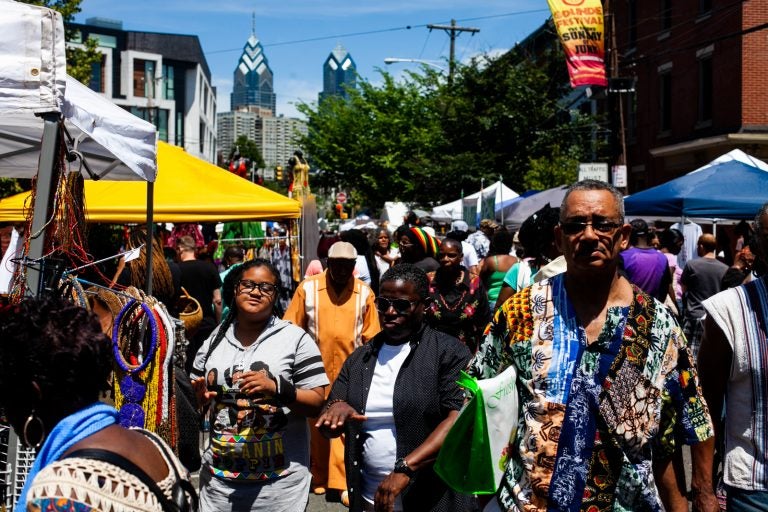 Thousands packed the west end of South Street and Grays Ferry Avenue Sunday afternoon for the annual Odunde Festival.