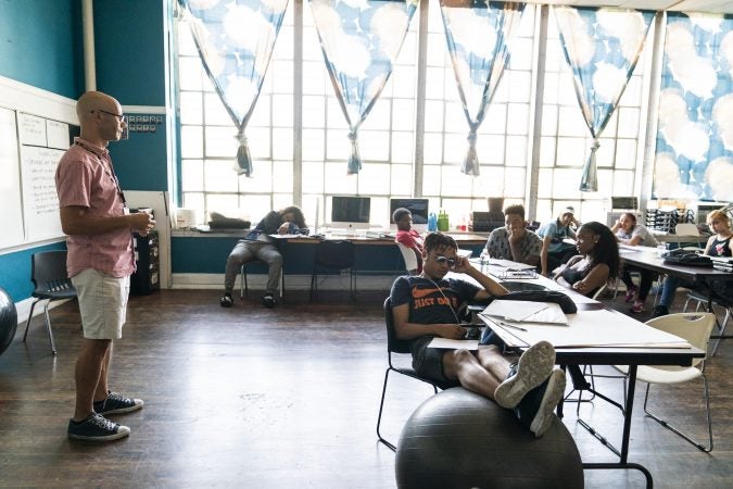 Advisor Stephen Schaffer's classroom at El Centro de Estudiantes, an alternative re-engagement high school  in Philadelphia. (Jessica Kourkounis for Keystone Crossroads)