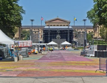 The Made in America main stage during construction on the Benjamin Franklin Parkway. (Kimberly Paynter/WHYY)