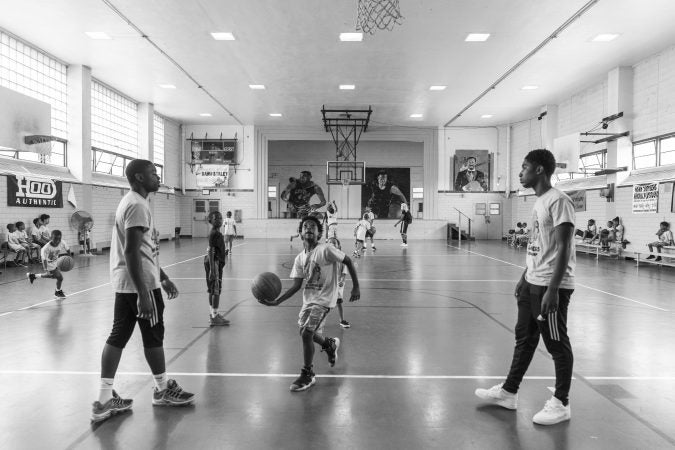 A slice of life at the Hank Gathers Rec Center in July 2018. (Jessica Kourkounis for Keystone Crossroads)