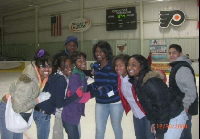 Jayuana Bullard (far left) during a KIPP Philadelphia field trip around 2007. (Photo provided by Jayuana Bullard)