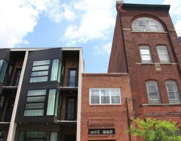 New houses in Northern Liberties. (Emma Lee/WHYY)