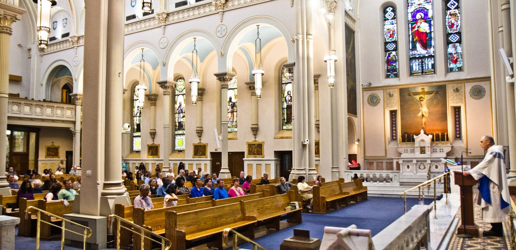 Monday service at the The Miraculous Medal Shrine in the Germantown section of Philadelphia. (Kimberly Paynter/WHYY)