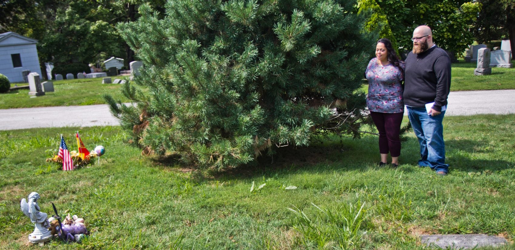 Loida and John McKeever are trying to get the city to place a headstone on the grave of aborted fetuses at Laurel Hill Cemetery. (Kimberly Paynter/WHYY)