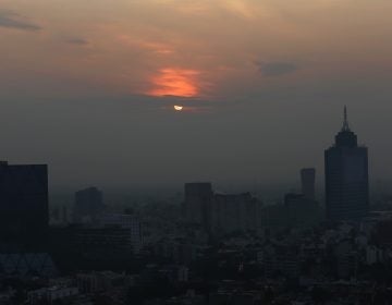 Smog blankets the sky in Mexico City. (Marco Ugarte/AP Photo)