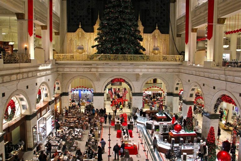 Macy's department store in Center City, Philadelphia. (Emma Lee/WHYY)