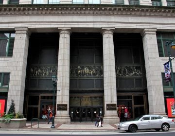 Macy's department store on Market Street in Philadelphia. (Emma Lee/WHYY)