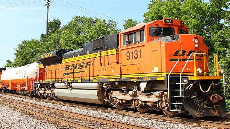 LNG units on the BNSF Emporia Sub in Olathe, Kansas (NJ Spotlight)