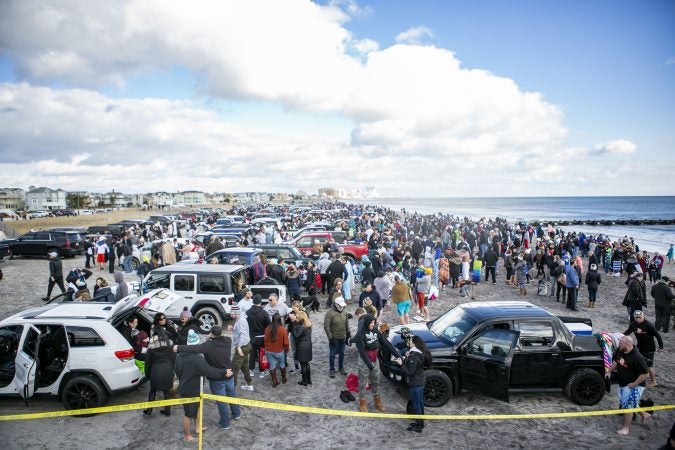 Crowd gathers before the 2020 polar bear plunge in Margate, NJ on Wednesday, January 1, 2020. (Miguel Martinez for WHYY)