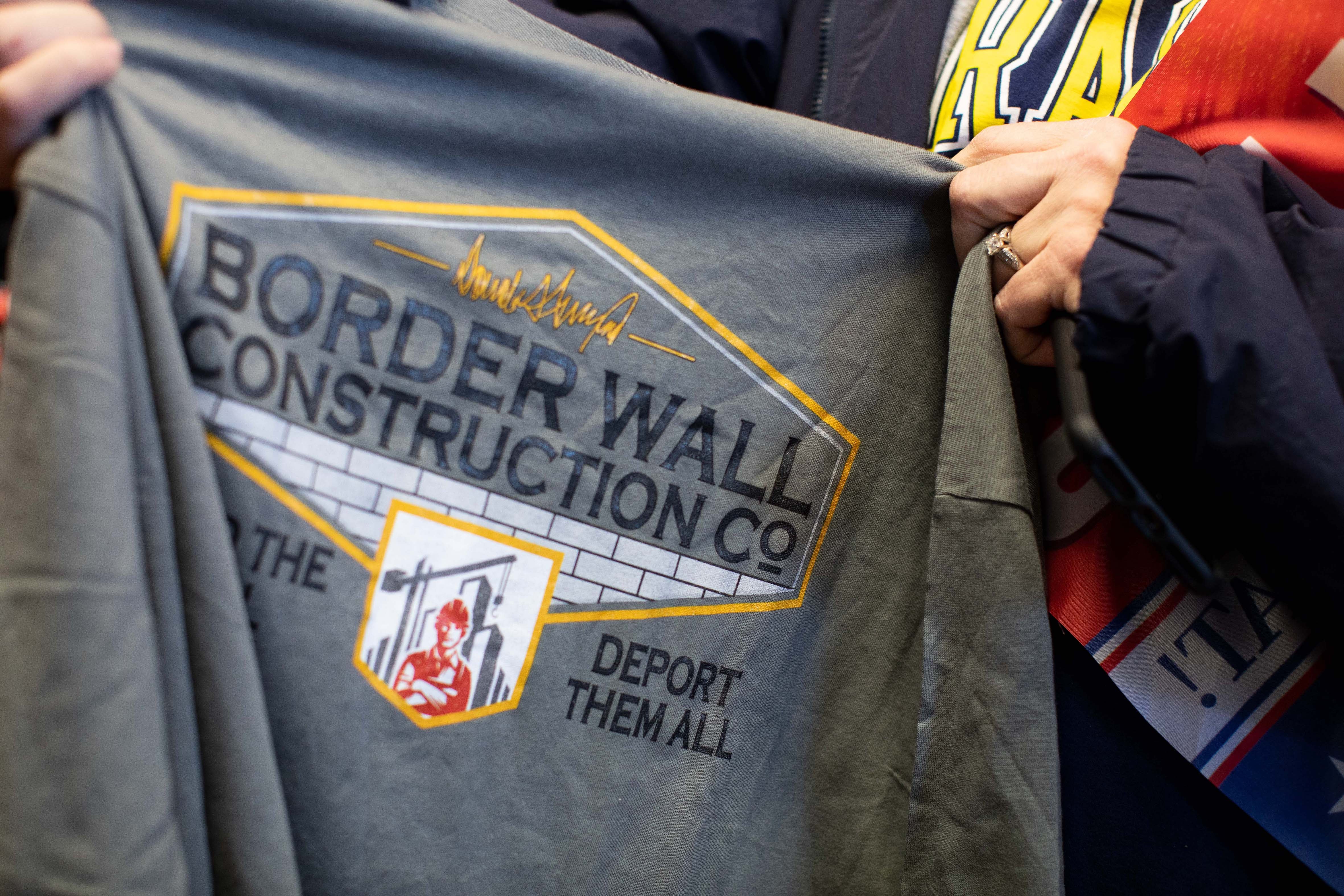 Donald Trump Border Wall Construction Company T-Shirt Support NEW