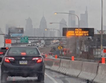 Motorists on I-95 in Philadelphia get notification that work zone speed limits will be enforced. (Emma Lee/WHYY)