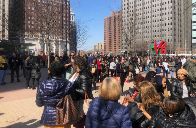 Center City buildings were evacuated due to a smell of gas on Monday. (Lindsay Lazarski/WHYY)