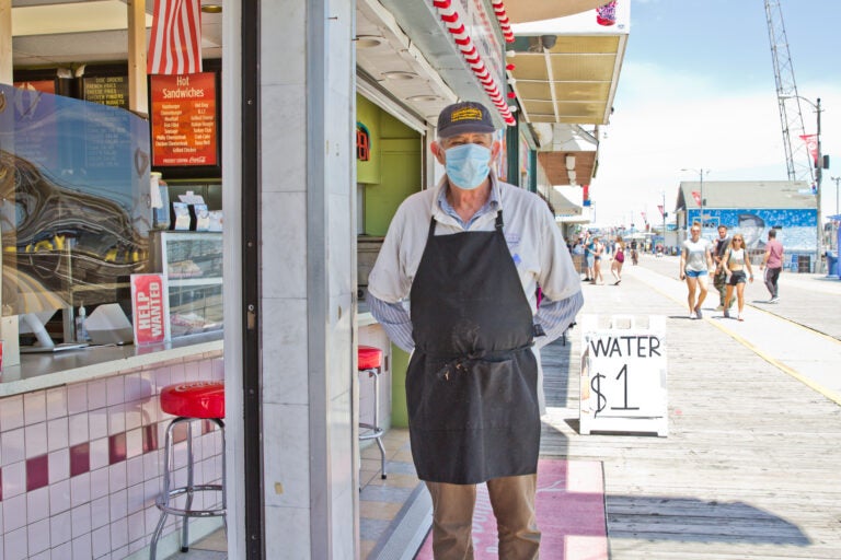 Mike Madaf has owned the White Dolphin for 30 years, and he said he’s never seen business so slow. (Kimberly Paynter/WHYY)