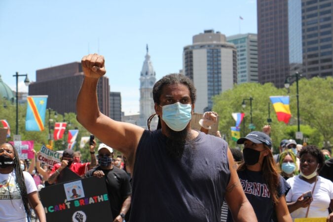 Protesters march from City Hall to the Art Museum, calling for justice for George Floyd and an end to police brutality and racism. (Emma Lee/WHYY)