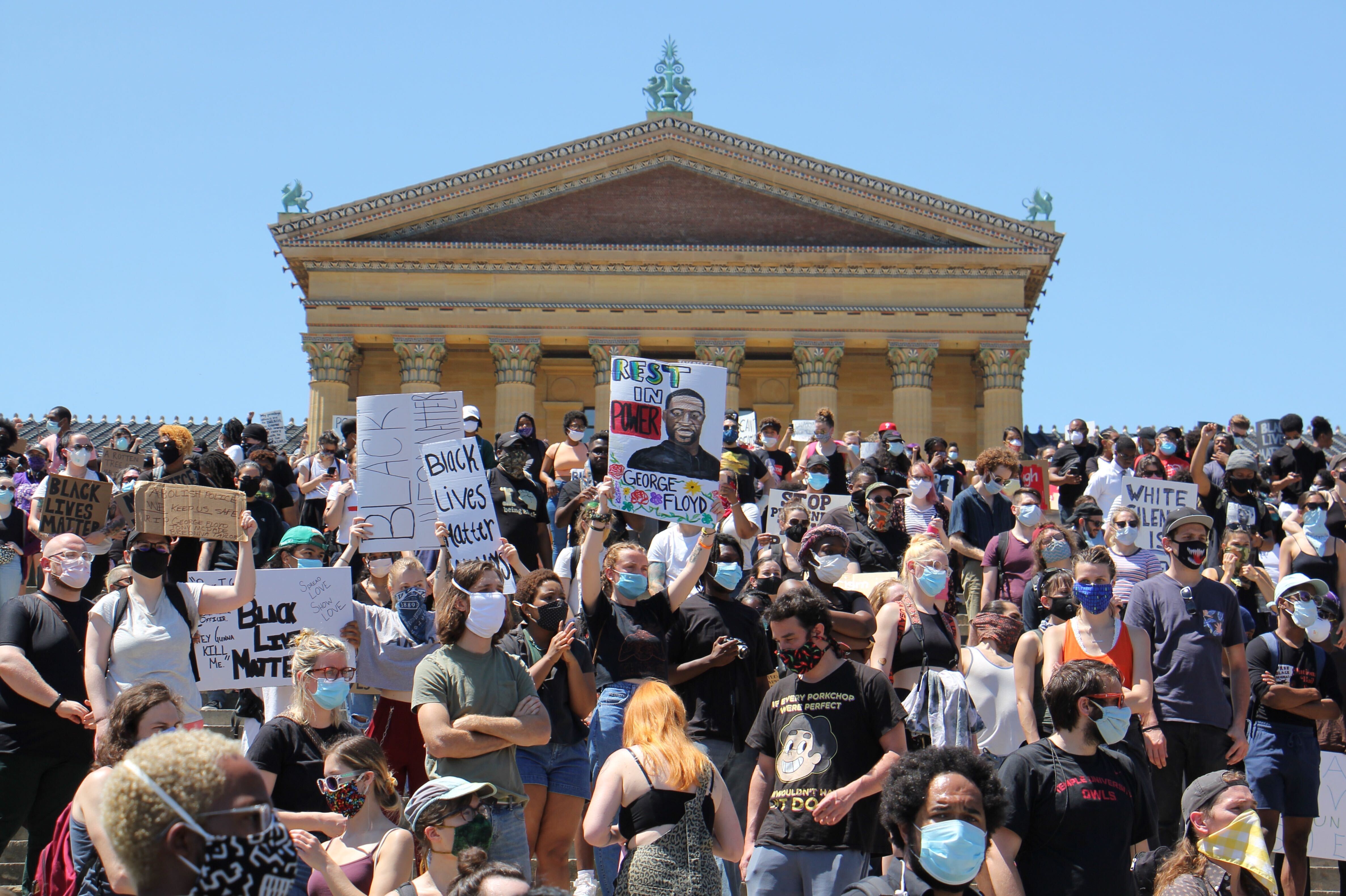 13 Police Officers Injured As George Floyd Protest Escalates In Philly Whyy