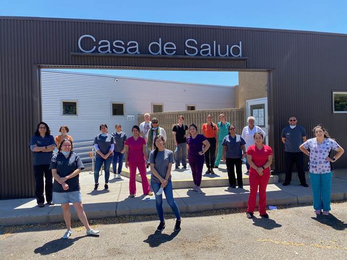 Casa de Salud clinicians, staff and health apprentices