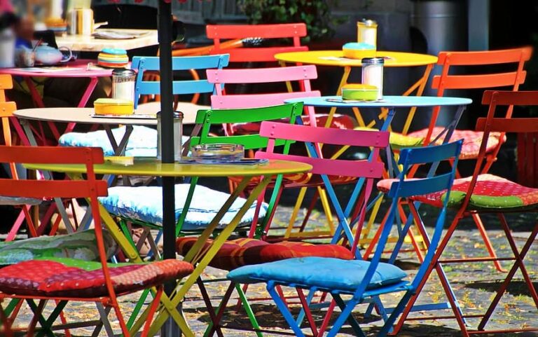 Folding chairs at an outside cafe