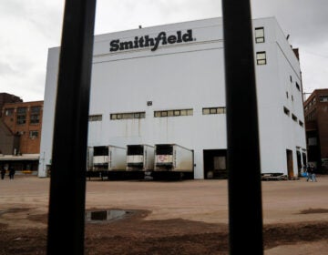 Hundreds of workers tested positive for COVID-19 at a Smithfield Foods hog-processing plant in Sioux Falls, S.D. (Shannon Stapleton/Reuters)