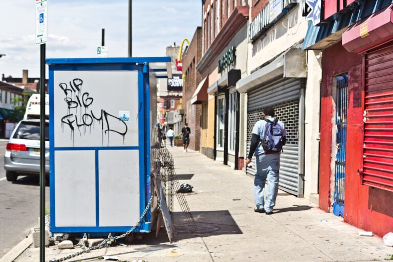 52nd Street in West Philadelphia was hit with both pandemic closures and looting. (Kimberly Paynter/WHYY)