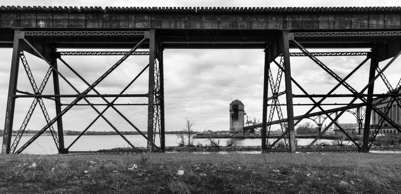 The Richmond Generating Station and the Delair Bridge