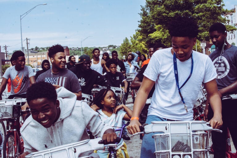 Kids on bicycles in Cincinnati. (Ahshea1 Media/Pexels)