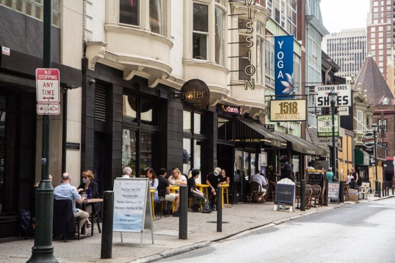 Outdoor dining in Philly