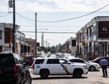 Police on the streets in Philadelphia’s Kensington neighborhood. (Kimberly Paynter/WHYY)