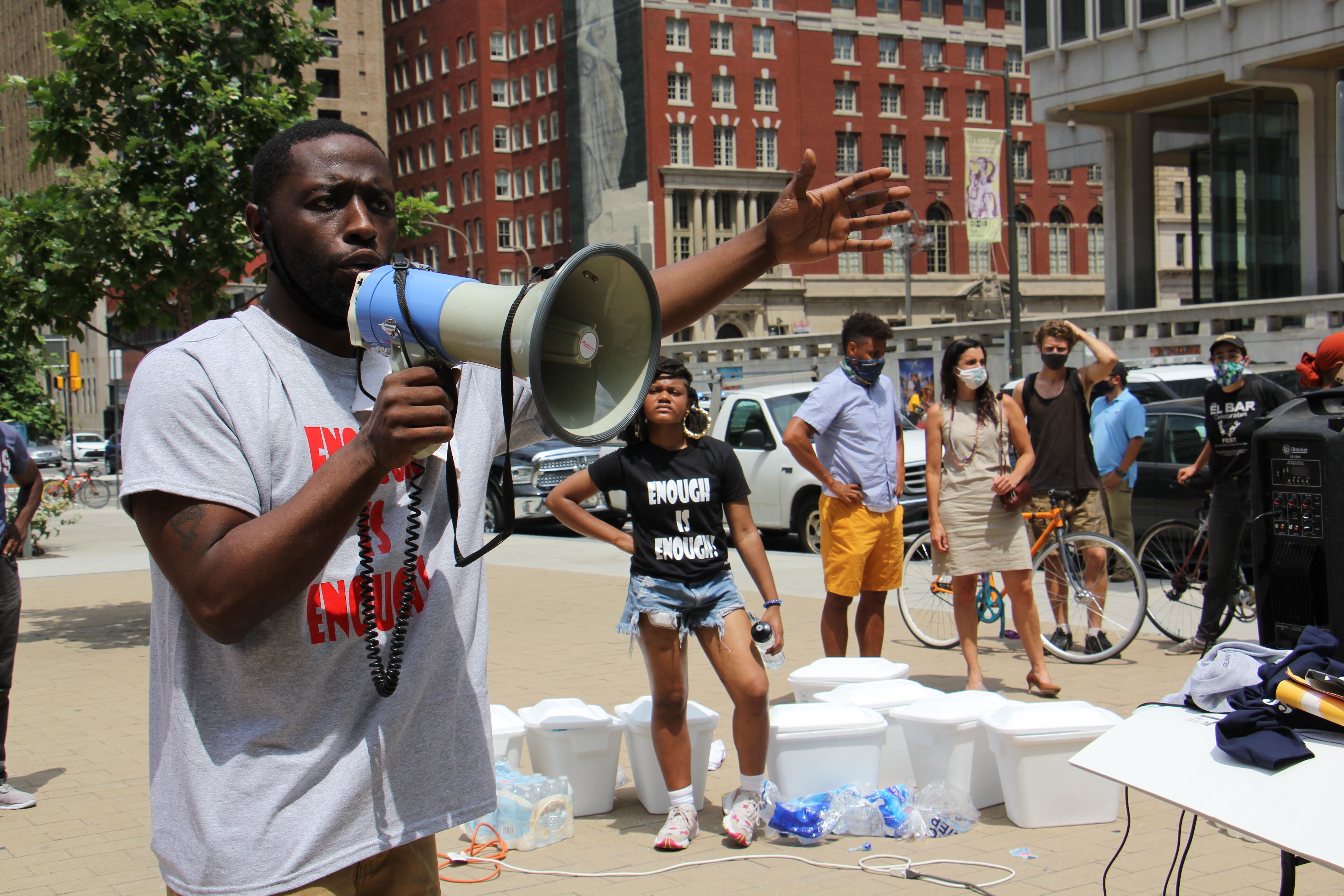 Teen mediation programs offer possible gun violence solution - WHYY