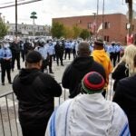 Protesters and police gather after the killing of Walter Wallace. (Emma Lee / WHYY)