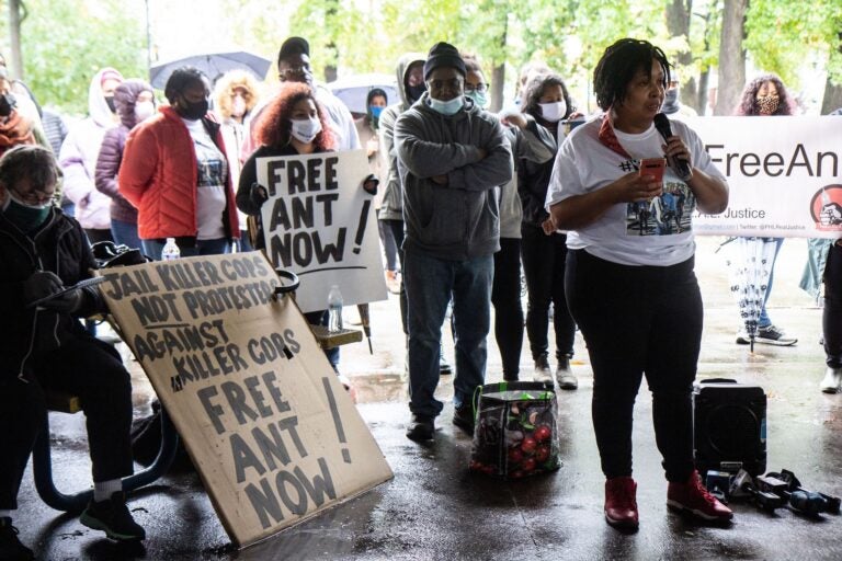 Anthony Smith’s friend Jasmine Peake recalled meeting Smith on her first day of college at a protest demanding the release of the Philadelphia activist. (Kimberly Paynter/WHYY)