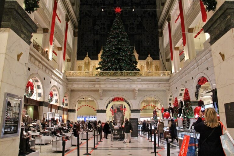 Macy's department store in Center City, Philadelphia. (Emma Lee/WHYY)